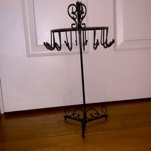 Jewelry stand